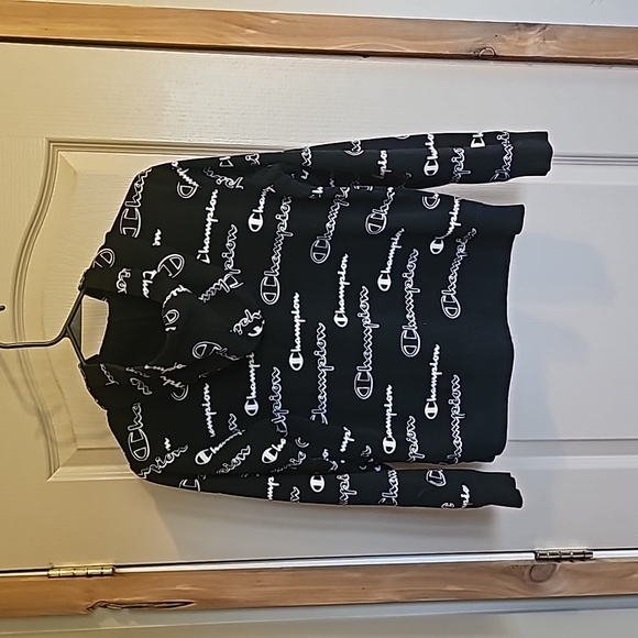 Boys size Large Champion hoodie - Picture 3 of 3